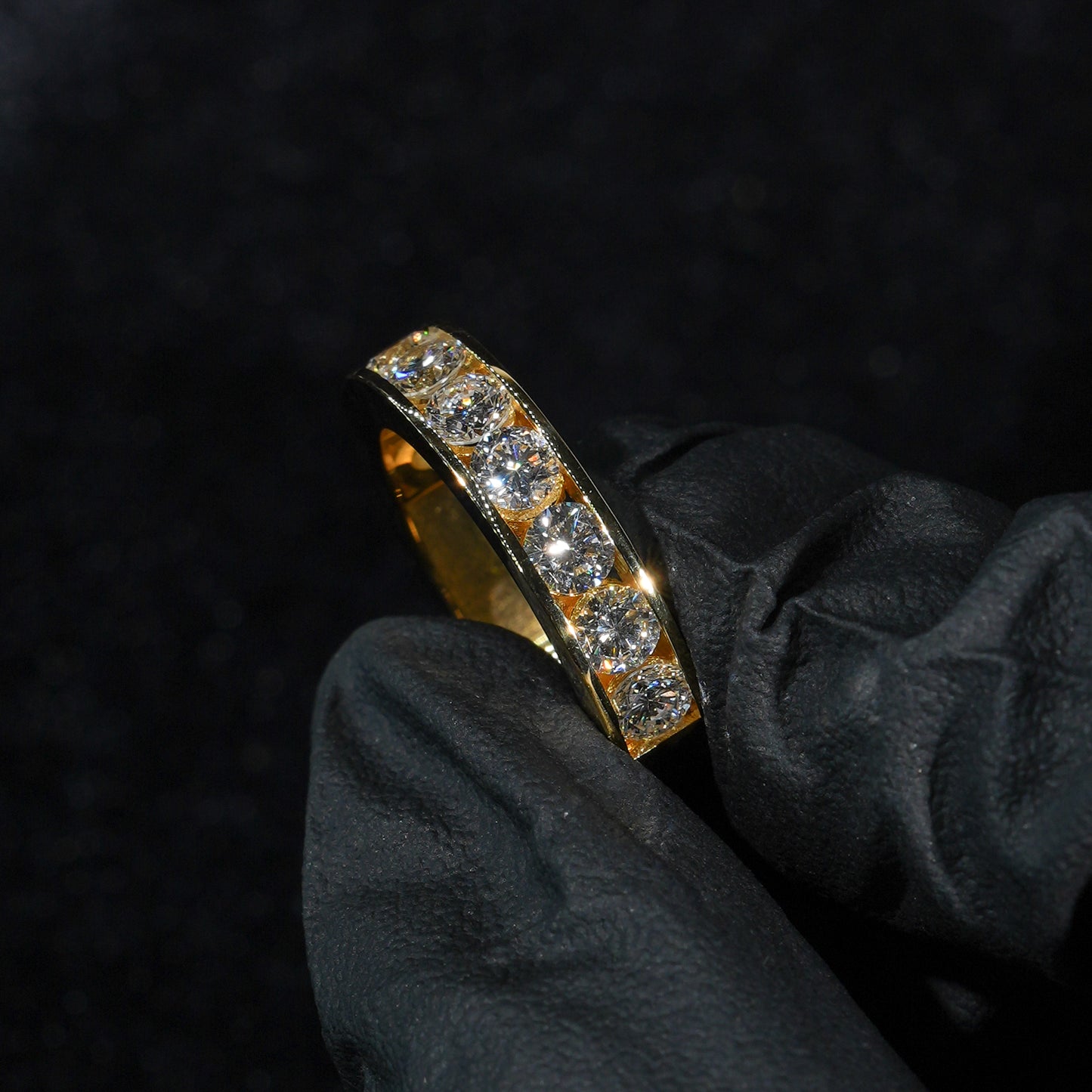 Half Set Bezel Band
