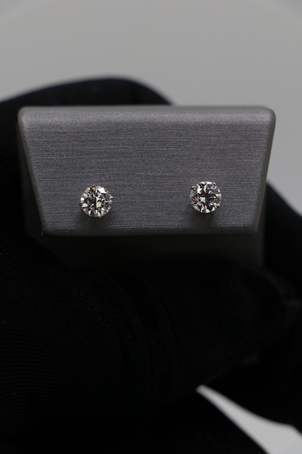 1 Carat Diamond Solitaire Stud Earrings