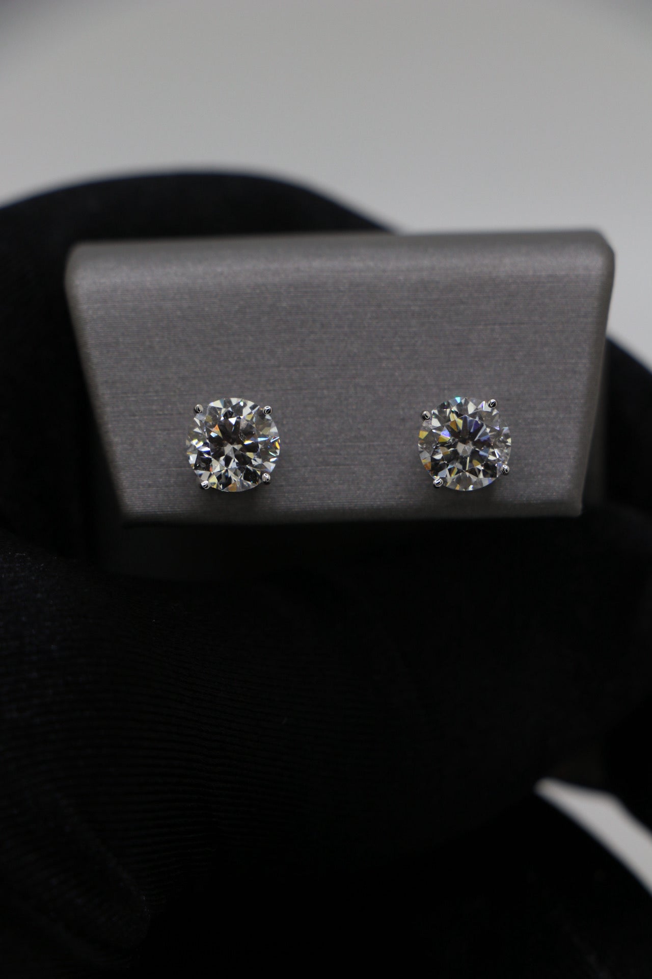 3 Carat Diamond Solitaire Stud Earrings