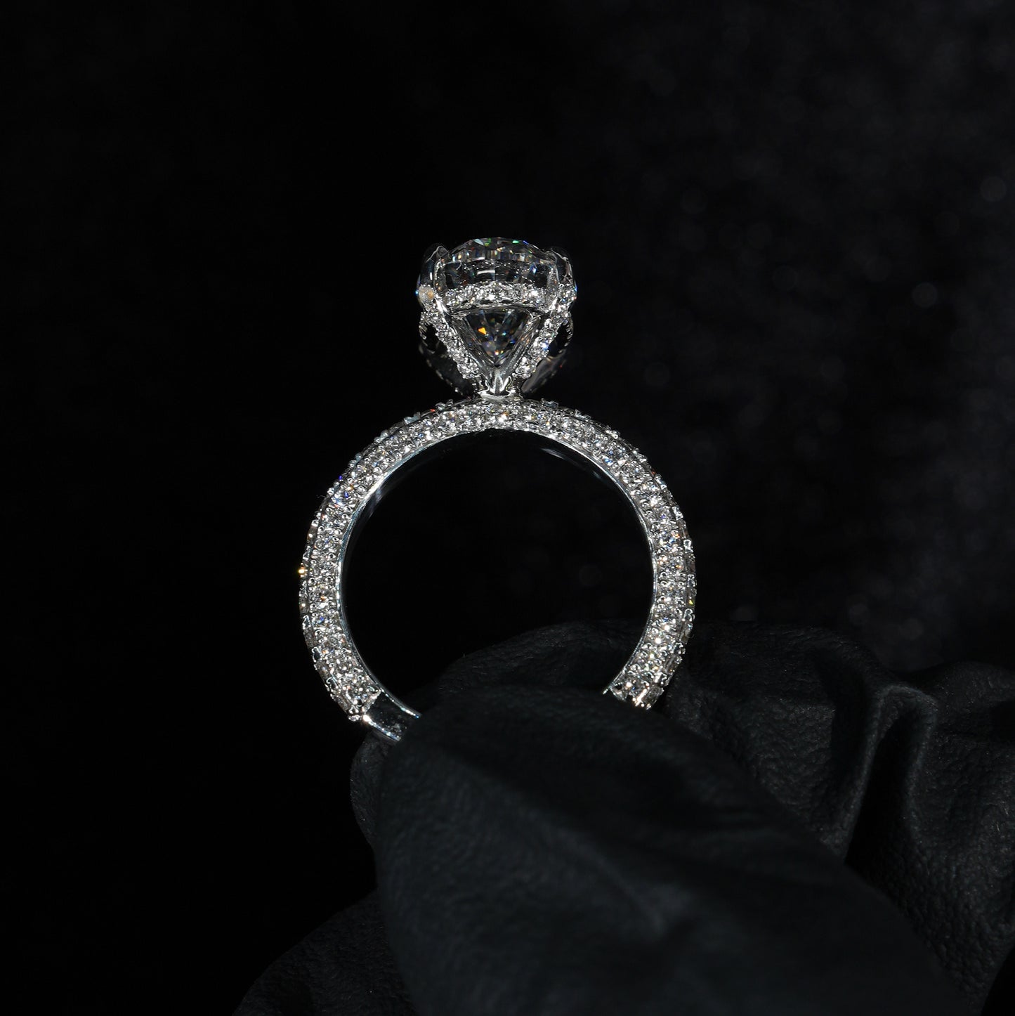 Trinity Pavé - Oval Cut