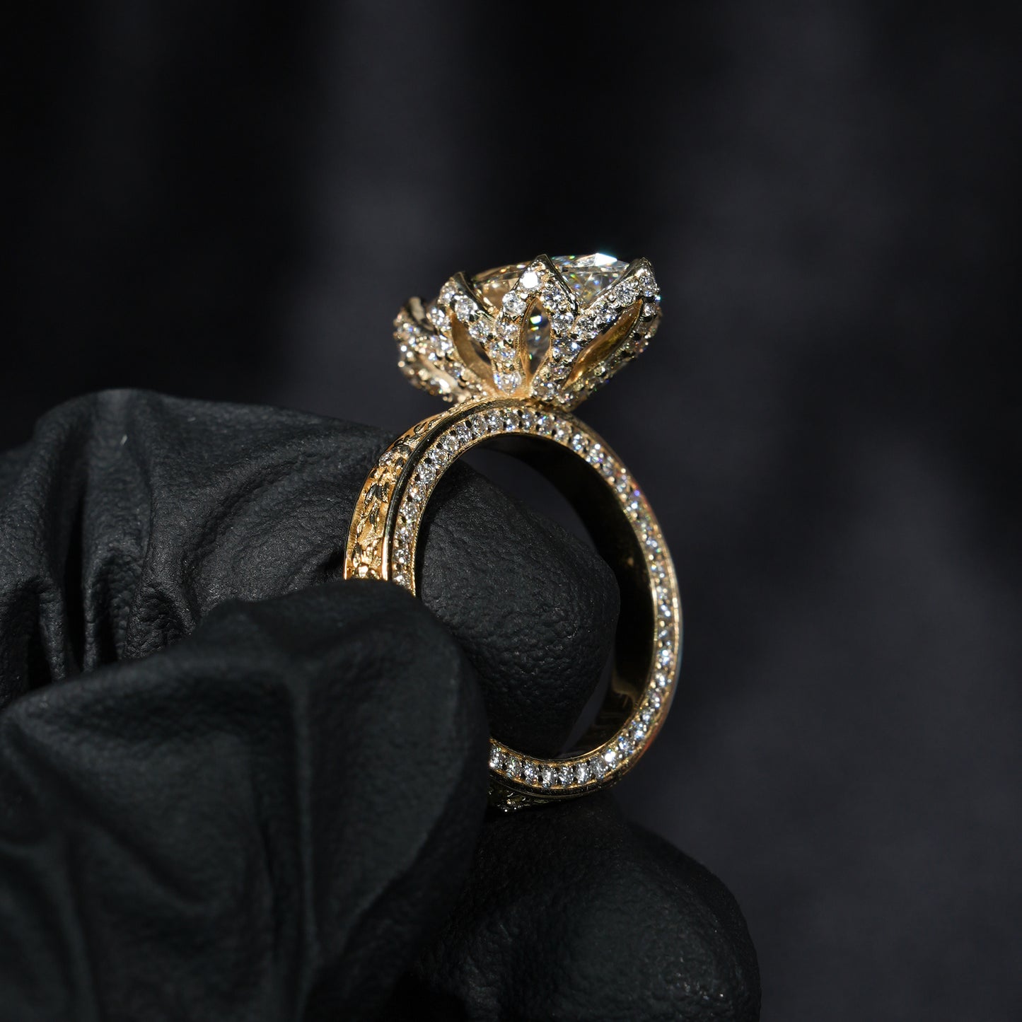 Signature Floral - Marquise Cut