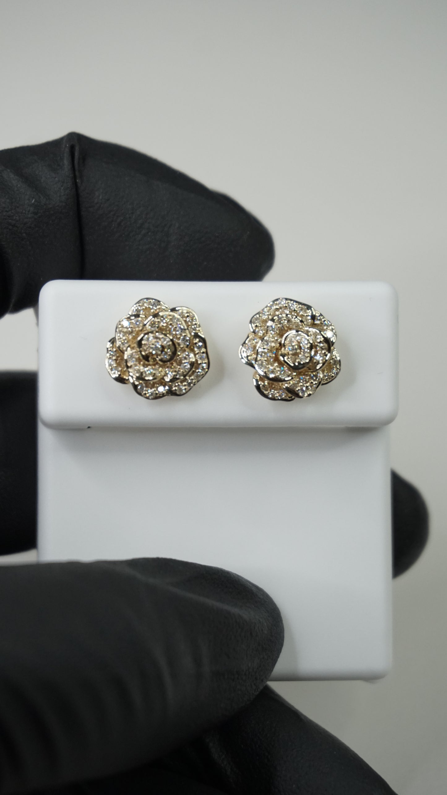 1 Carat Natural Diamond Flower Earrings