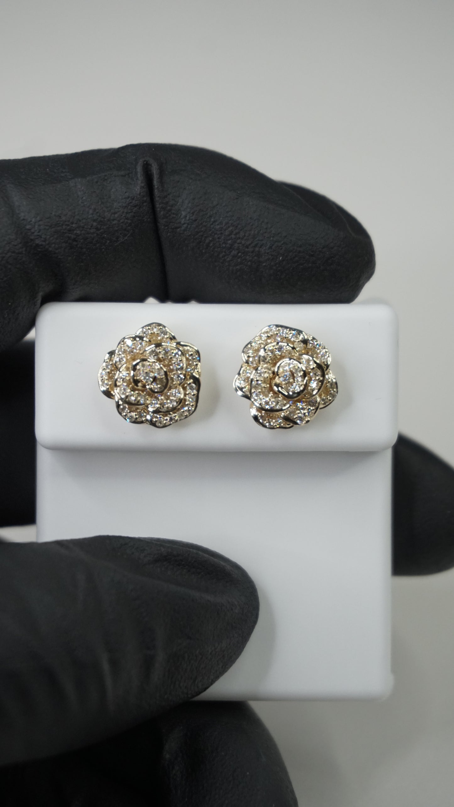 1 Carat Natural Diamond Flower Earrings